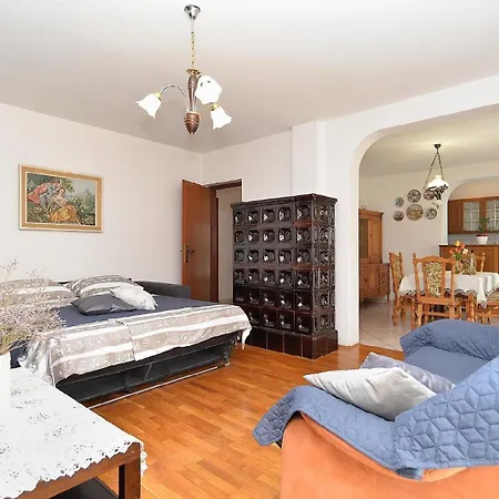 Apartment Fuer 6 Personen Ca 100 Qm In Pula-fondole, Istrien Istrische Riviera *